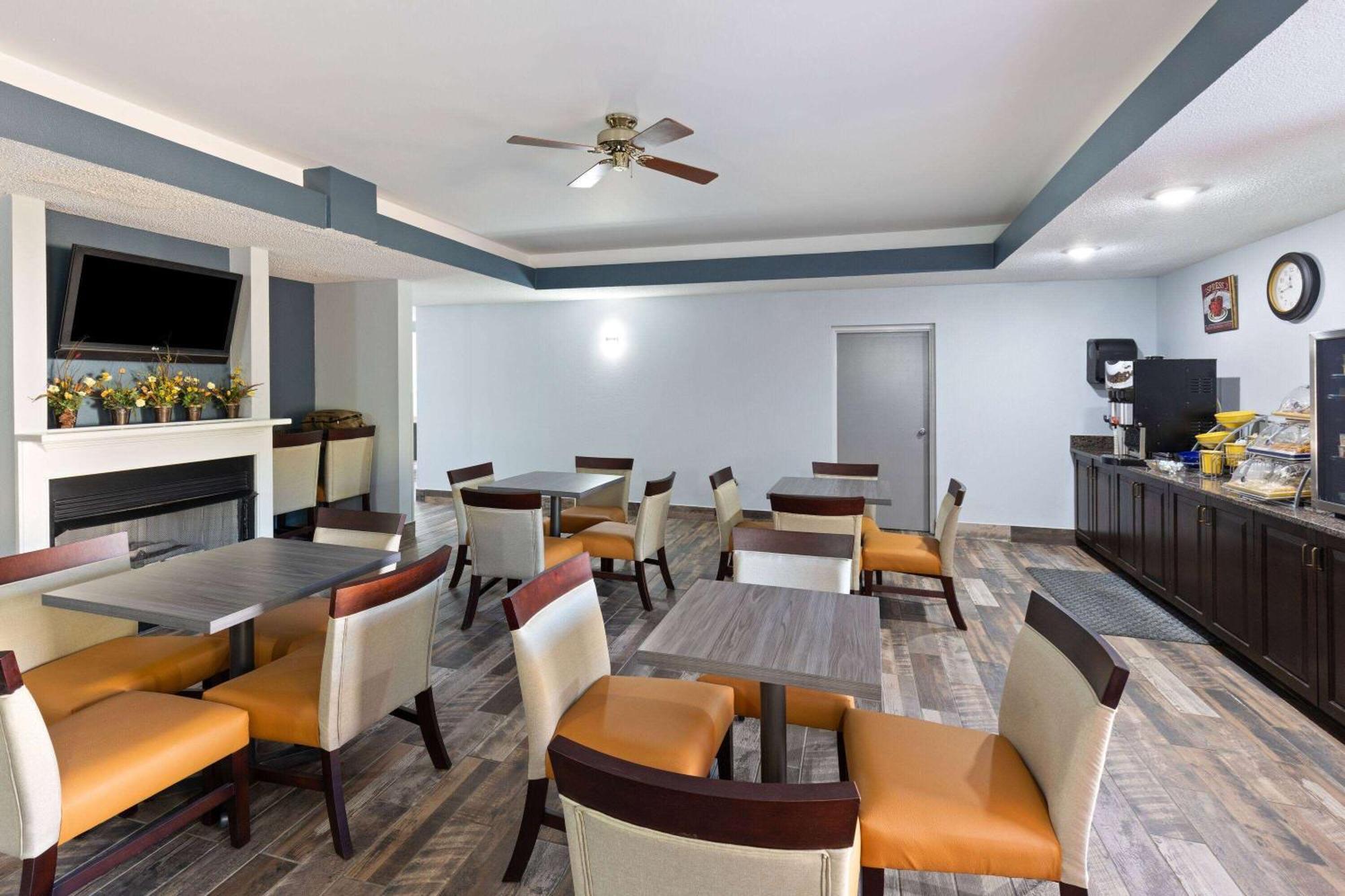 Baymont By Wyndham Hotel 2*