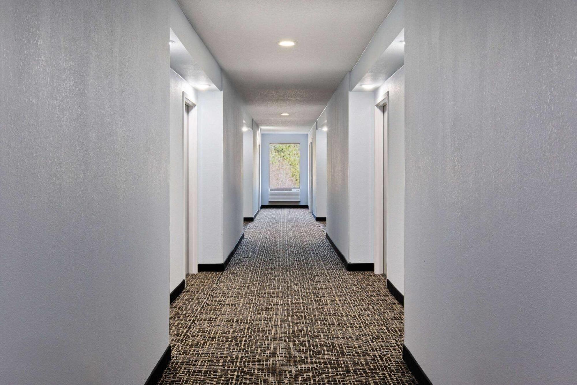 Hotel Baymont By Wyndham 2*