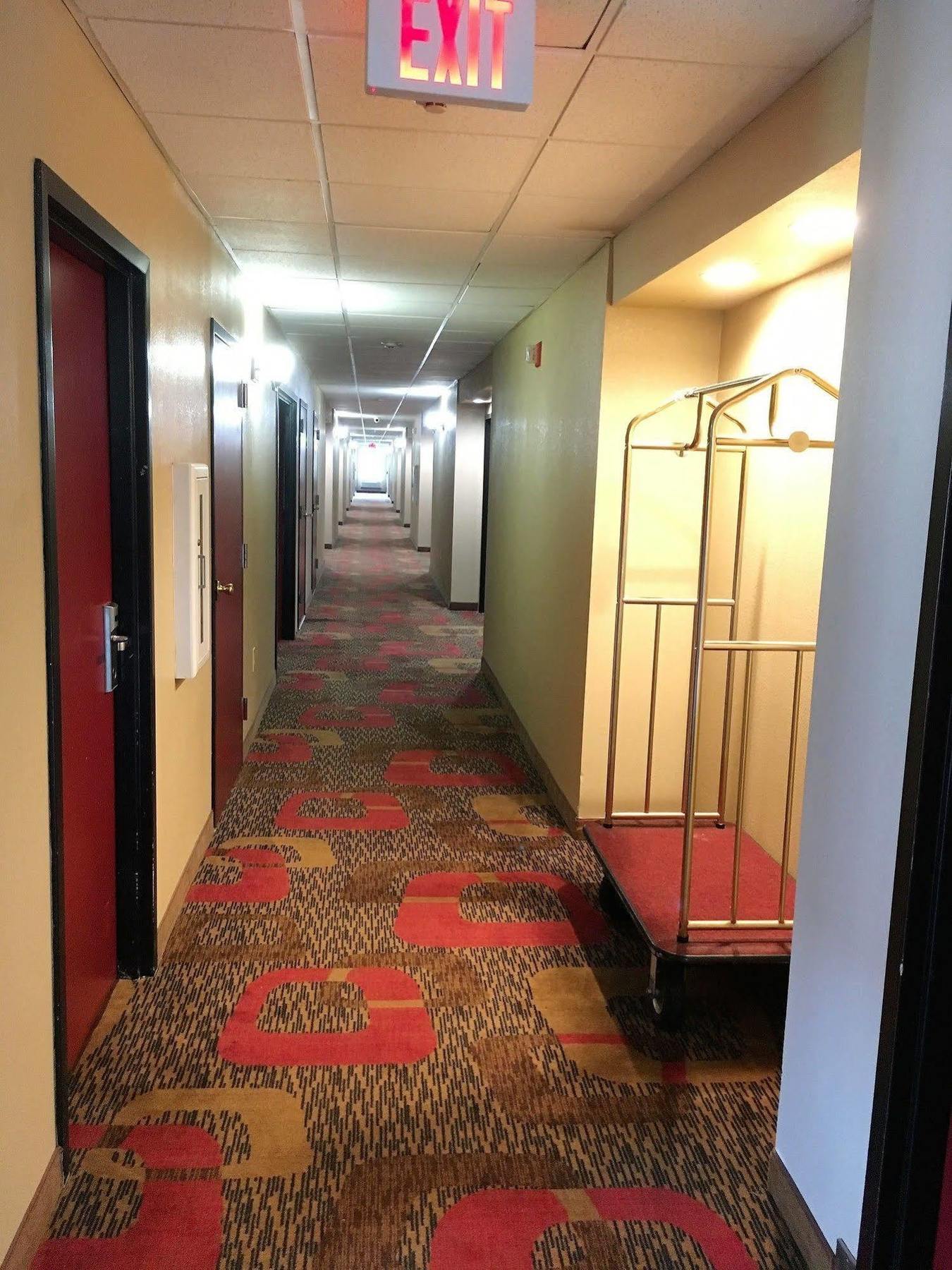 Hotel Baymont By Wyndham Creedmoor